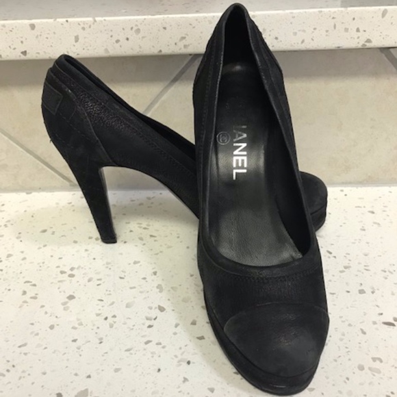 Black Chanel Suede Pumps Size 7 - Picture 1 of 8